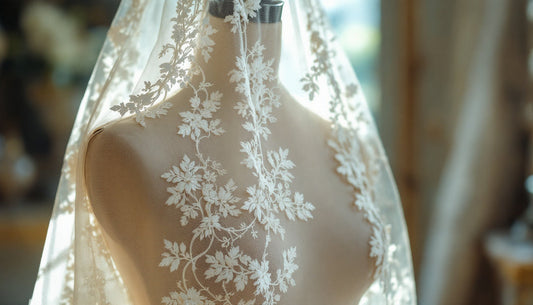 How to Design a Bespoke Lace Veil for a Timeless Wedding Look