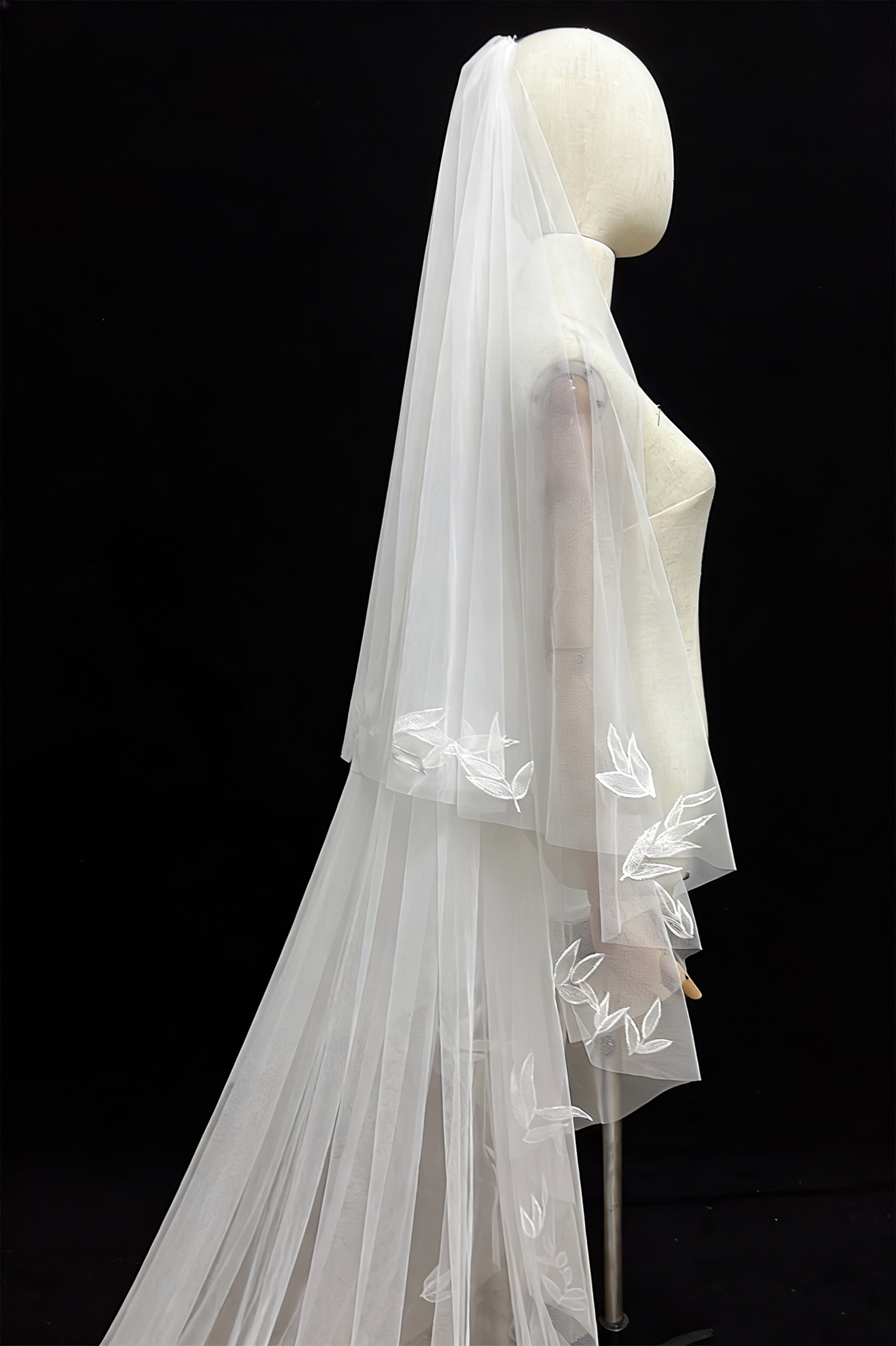 Bamboo Leaf Lace Long Floor-Length Bridal Veil