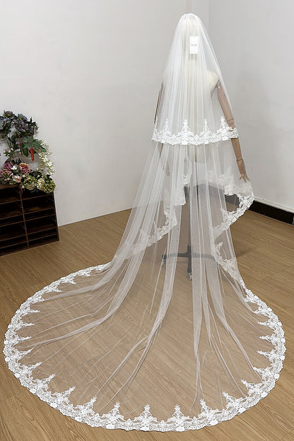 Bridal Vintage Lace Two Layer Face-Covering Veil with Metal Comb and Short Trailing Tail