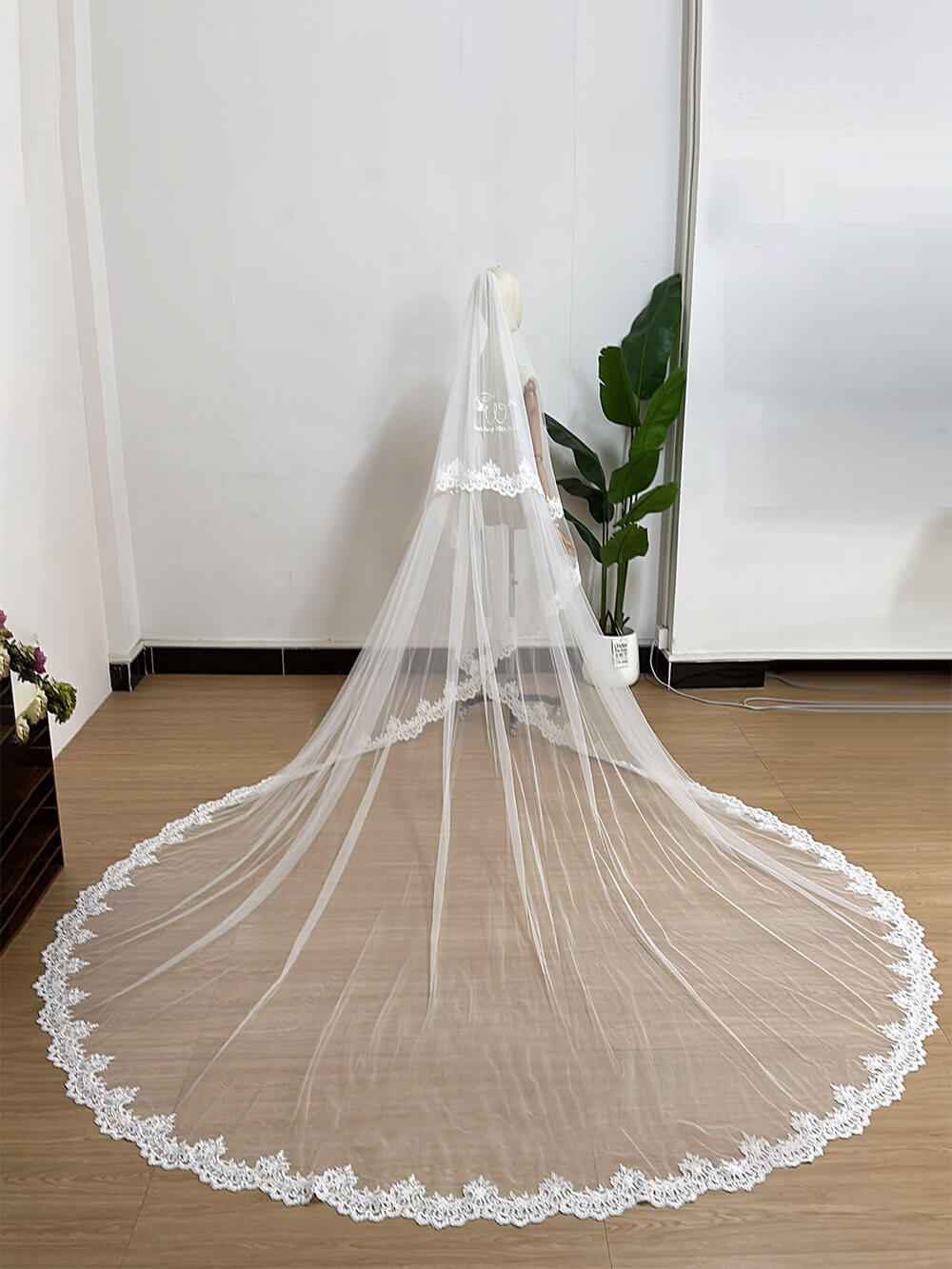 Bridal Chapel-Style Floor-Length Veil with 2 Layers Customizable with Embroidered Text/Names/Dates  80+350cm  Width: 3 meters